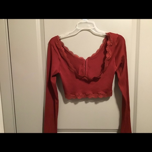 Burgundy Lace Trimmed Crop Sweater Forever 21 M/L - Picture 2 of 5